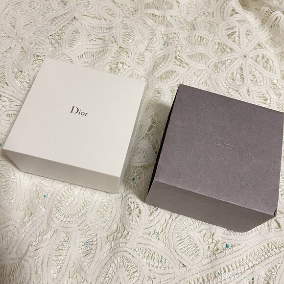 Authentic DIOR Vintage Houndstooth Resin Bangle Bracelet with Box - Picture 8 of 15